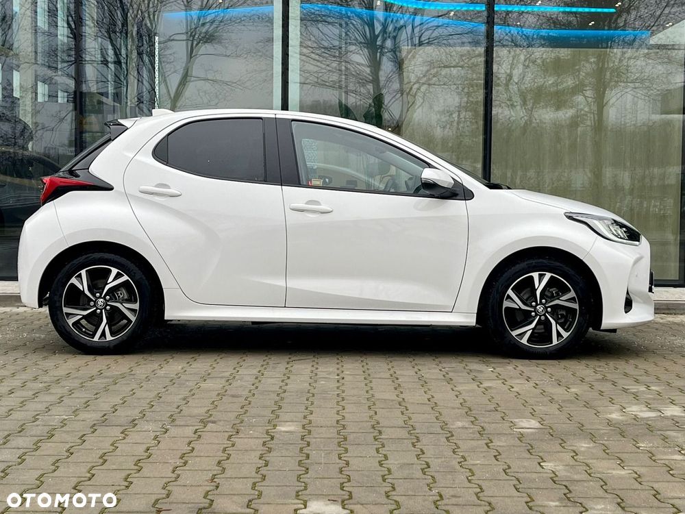 Toyota Yaris Hybrid 1.5 Style - 3