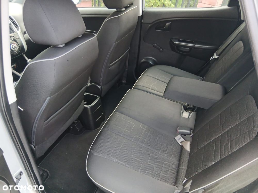 Kia Venga 1.4 CVVT Dream Team Edition - 34