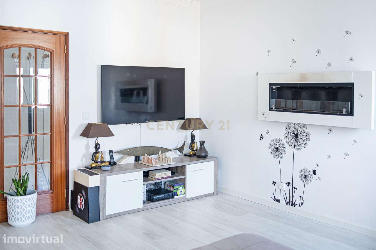 Apartamento T3 na sobreda com possibilidade de DUPLEX - Grande imagem: 5/43