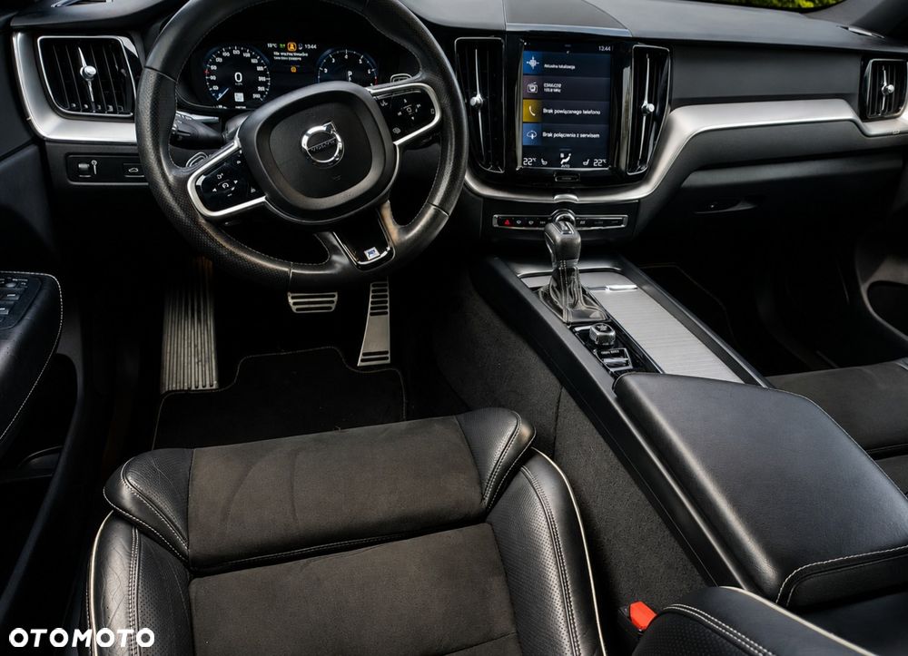 Volvo XC 60 T5 AWD Geartronic RDesign - 11