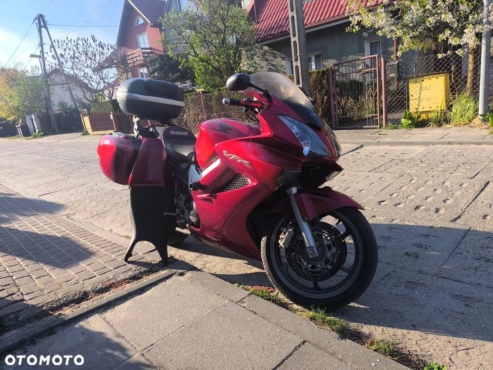 Honda VFR - 1