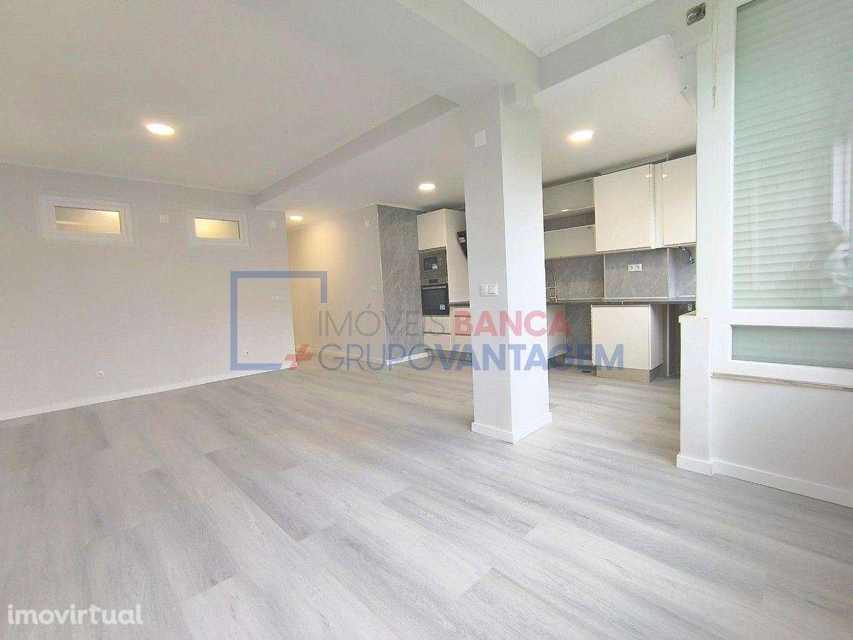 Apartamento T2 em Oeiras - Remodelado - Grande imagem: 4/25