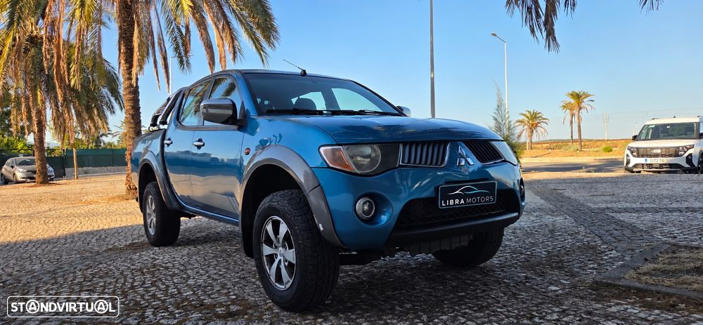 Mitsubishi L200 Pick Up 4x4 Intense Cabine Dupla - 3