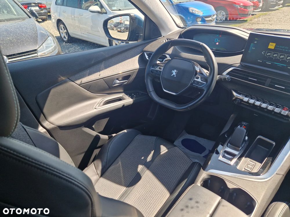 Peugeot 3008 - 29