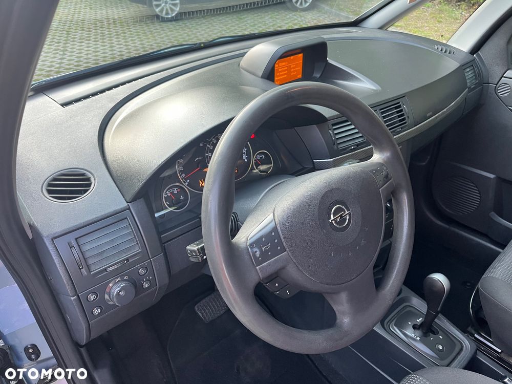 Opel Meriva 1.8 16V Cosmo Easytronic - 14