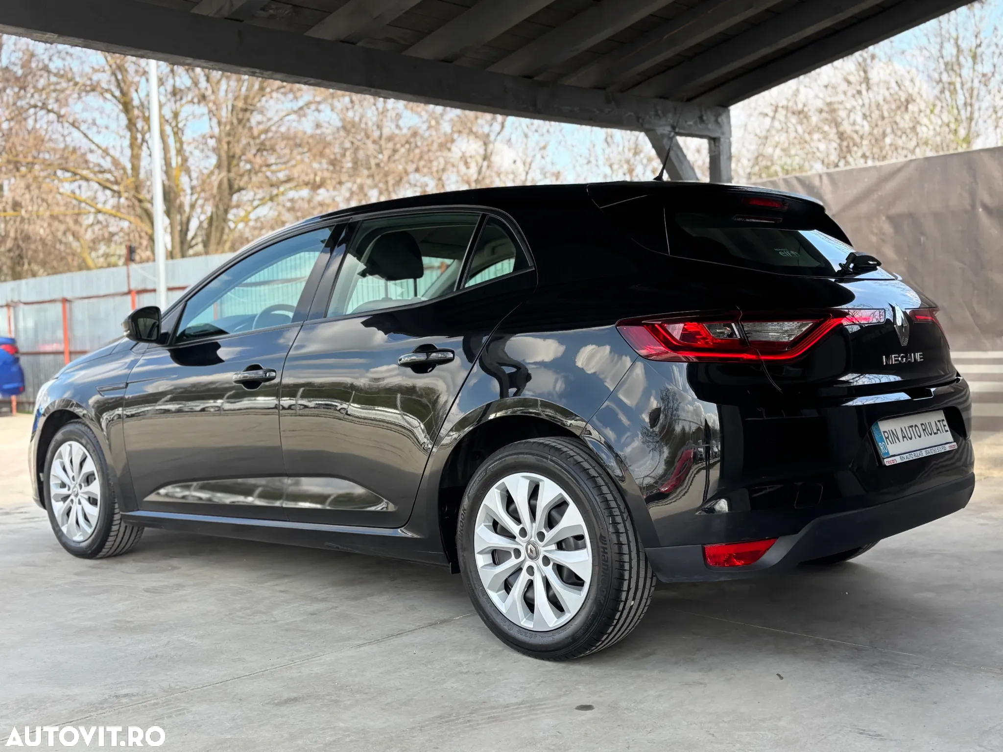 Renault Megane TCe 115 GPF LIFE - 6
