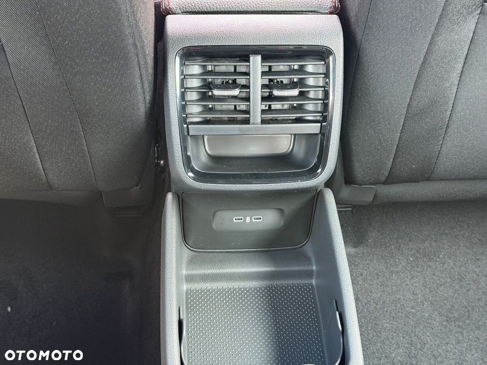 Skoda Octavia 2.0 TSI RS DSG - 19