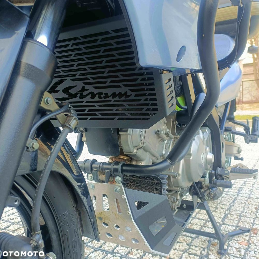 Suzuki DL - 14