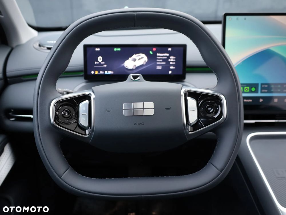Geely Starray EM-i 1.5 PHEV Max - 11
