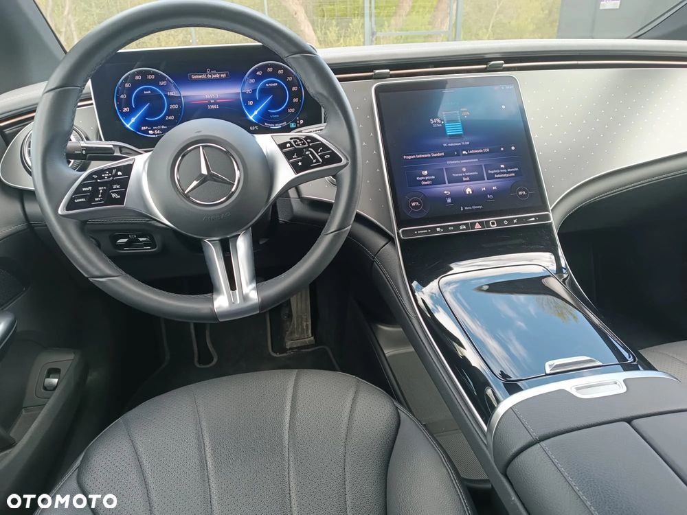 Mercedes-Benz EQE 300 89kWh AMG/Electric Art - 15