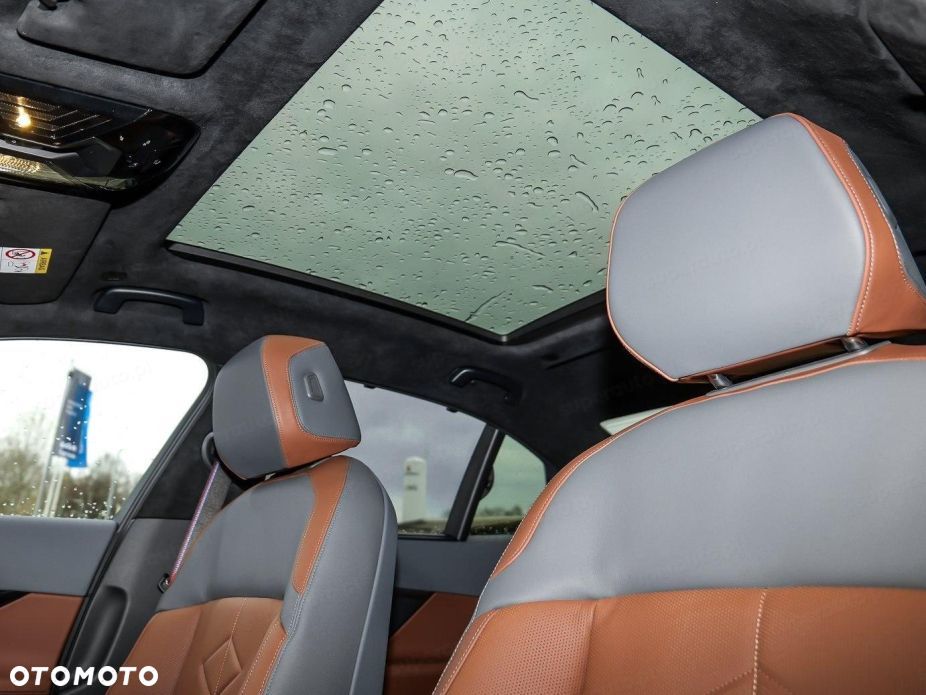 BMW Seria 5 540d xDrive mHEV M Sport - 8