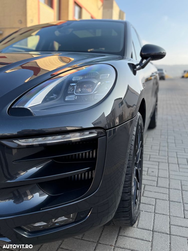 Porsche Macan GTS PDK - 11
