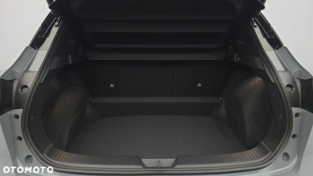 Nissan Qashqai 1.3 DIG-T mHEV N-Connecta Xtronic - 28