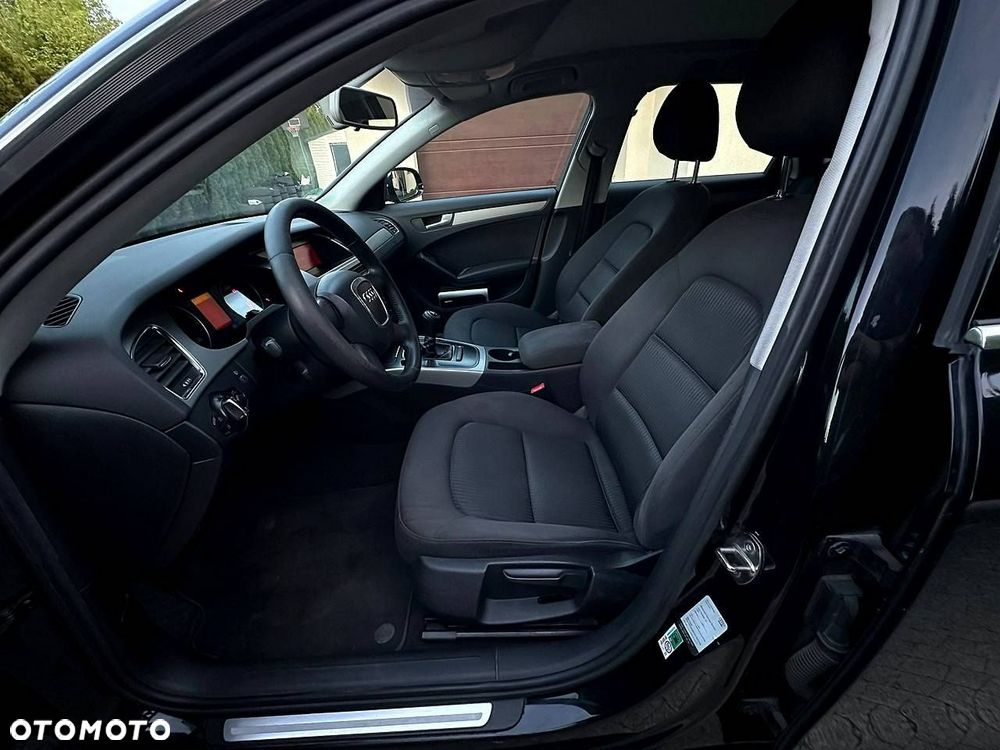 Audi A4 Avant - 10
