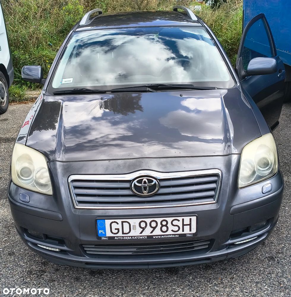 Toyota Avensis 2.0 VVT-i Prestige - 3