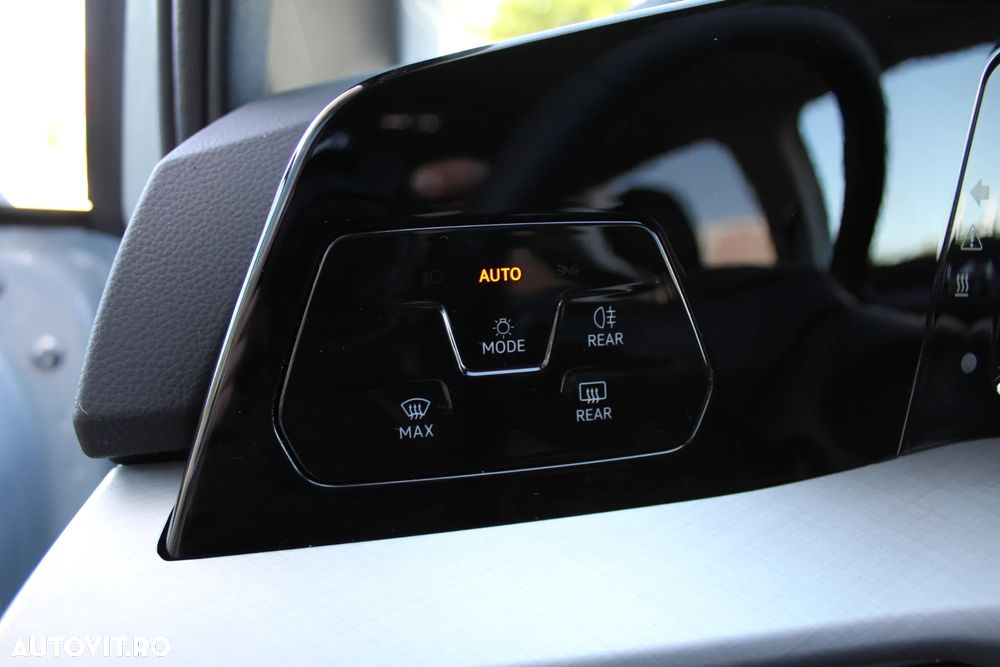 Volkswagen Golf 1.5 TSI eHybrid DSG PHEV Life - 20