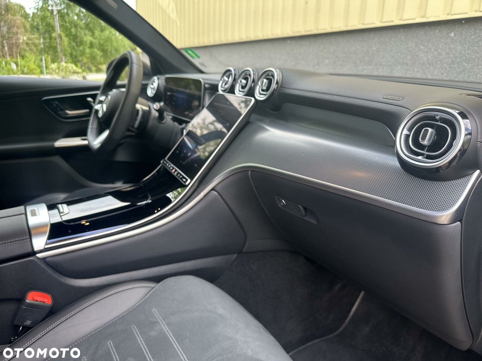 Mercedes-Benz GLC 300 de 4-Matic AMG Line - 18