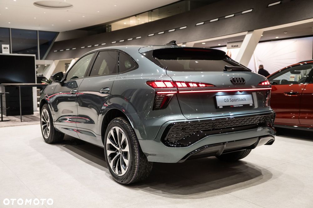 Audi Q3 Sportback - 3