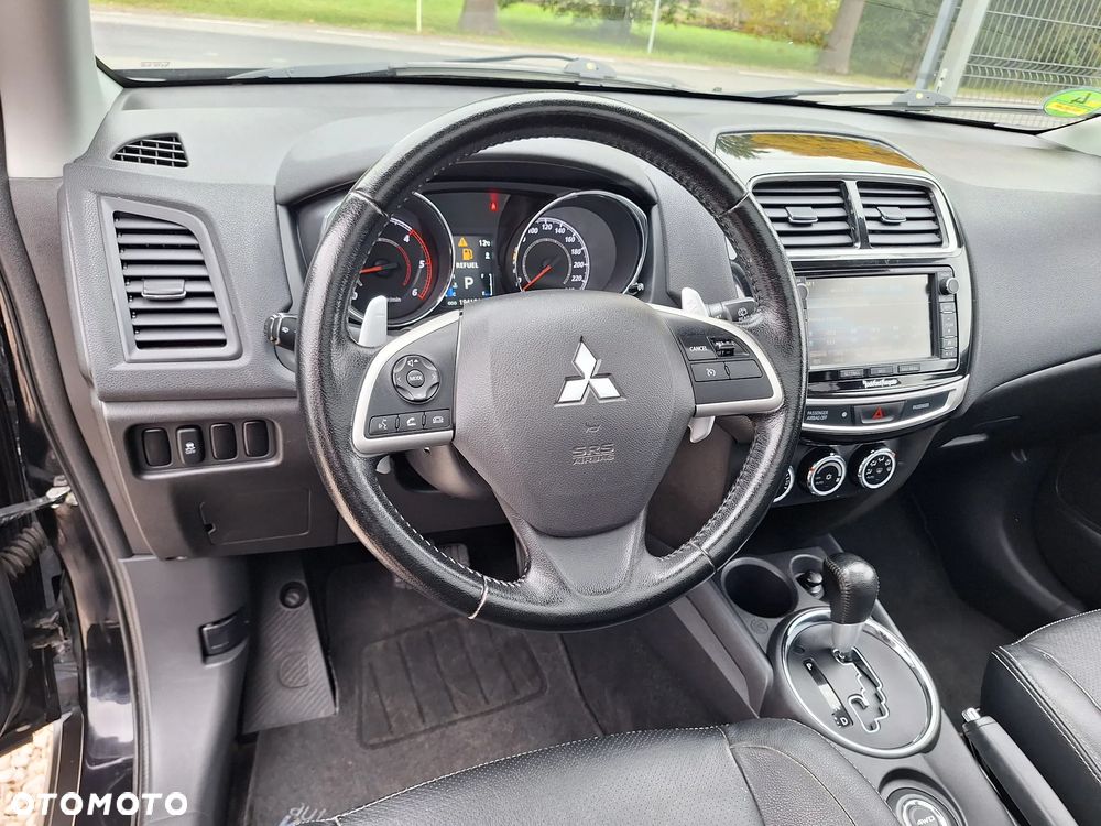 Mitsubishi ASX 2.2 DI-D 4WD Automatik Diamant Edition - 17