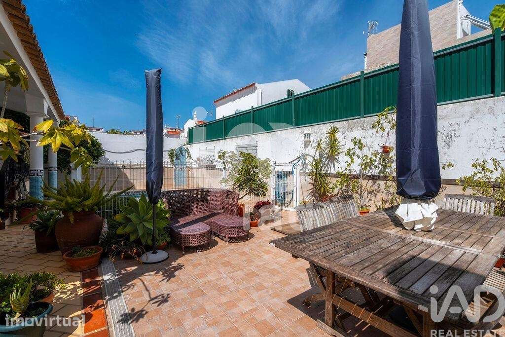 Casa / Villa T4 em Vila Real de Santo António de 320,00 m2 - Grande imagem: 3/30
