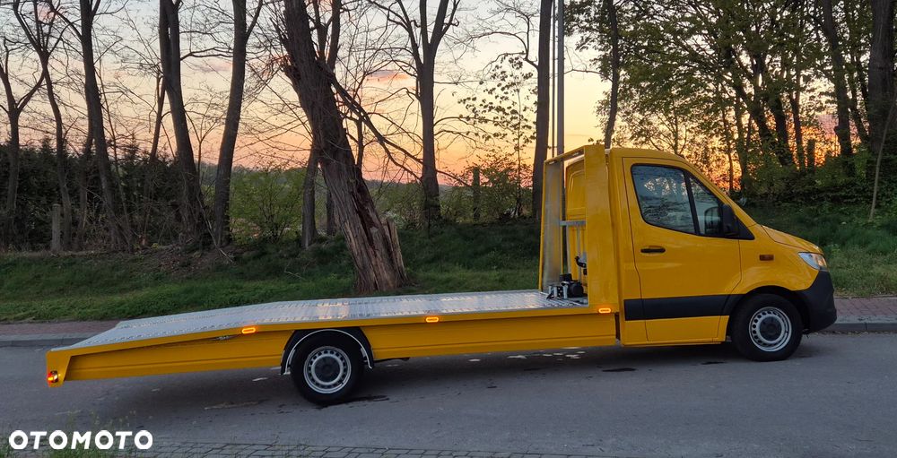 Mercedes-Benz Sprinter - 7