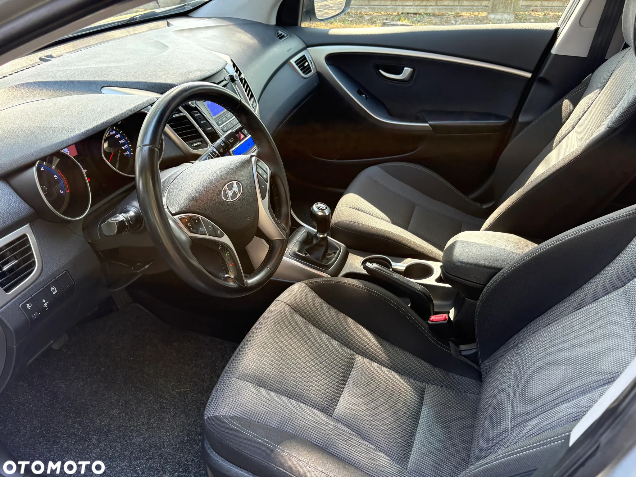 Hyundai i30 1.6 CRDi BlueDrive Comfort - 10