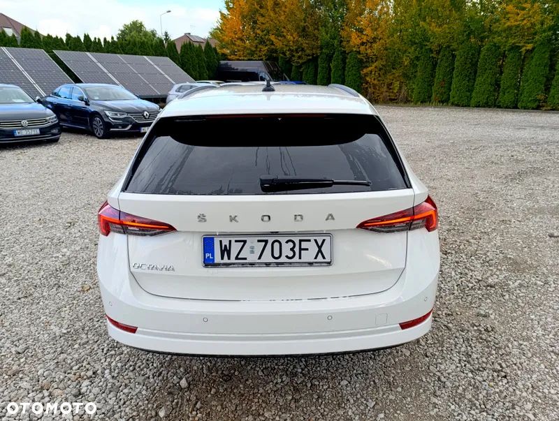 Skoda Octavia 2.0 TDI Ambition DSG - 10