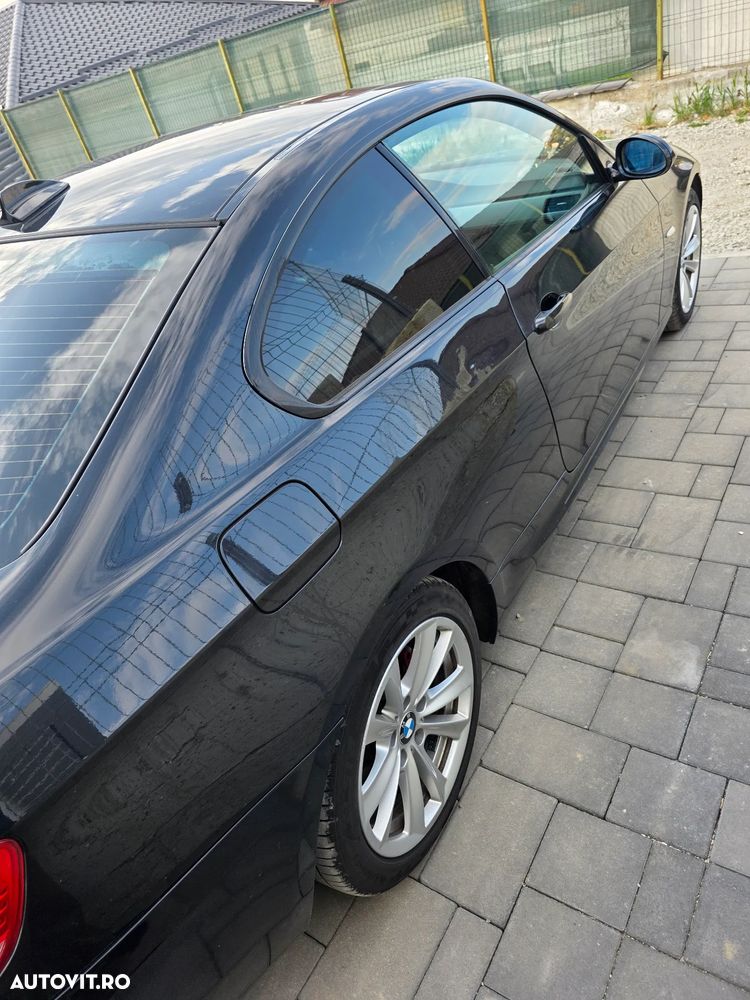 BMW Seria 3 320d - 11