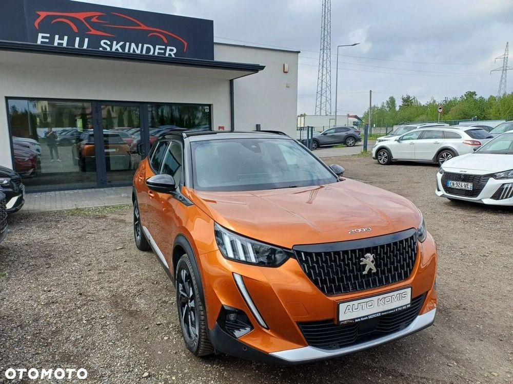 Peugeot 2008 PureTech 130 EAT8 GT Pack - 10