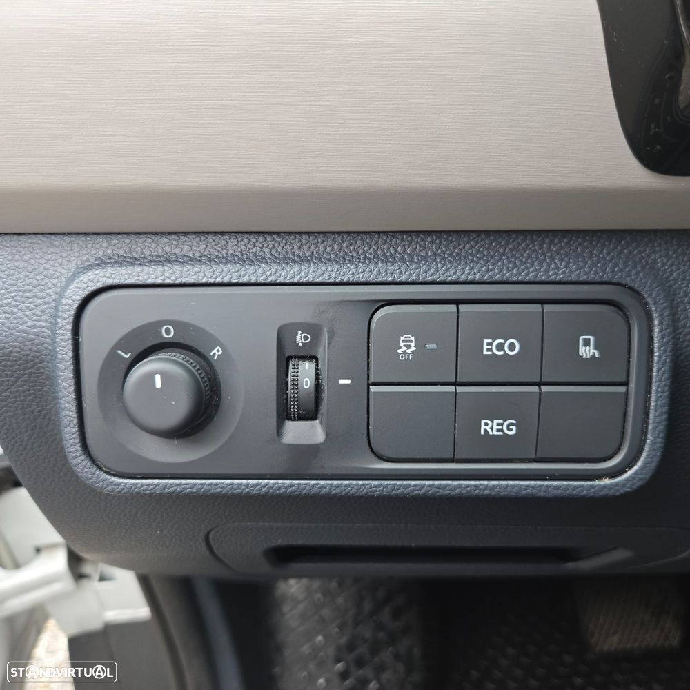 Maxus E-Deliver 3 L2H1 - 9