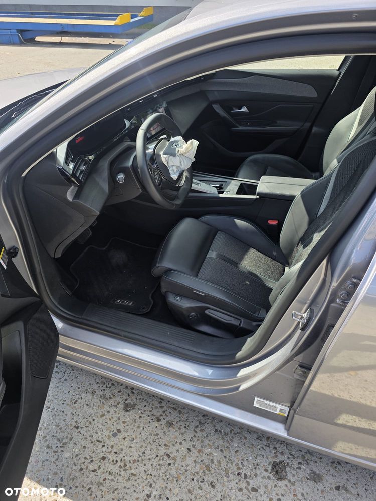 Peugeot 308 1.2 mHEV Active Pack S&S e-DCS6 - 10