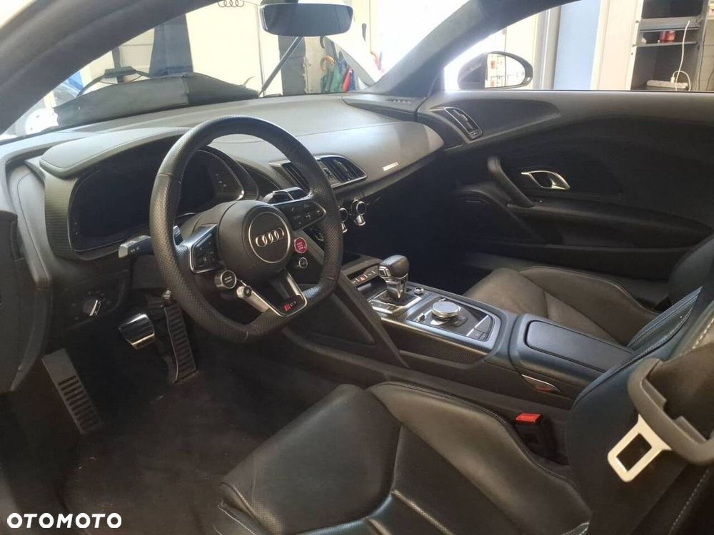 Audi R8 Coupé V10 Quattro Performance - 13
