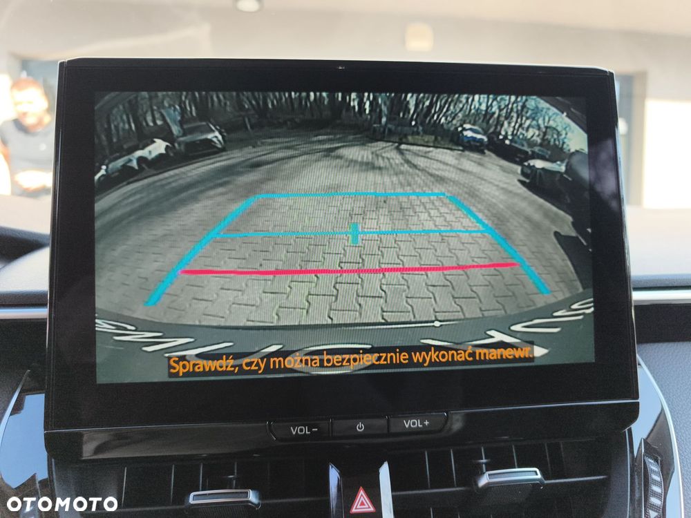 Toyota Corolla 1.8 Hybrid Style - 19