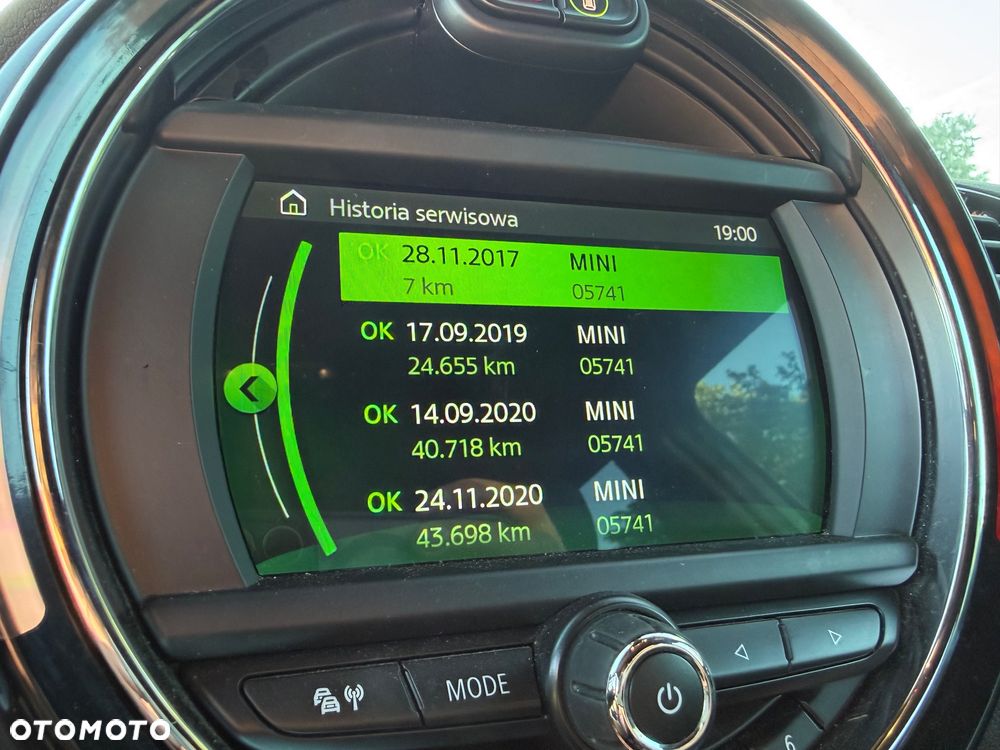 MINI Clubman - 18