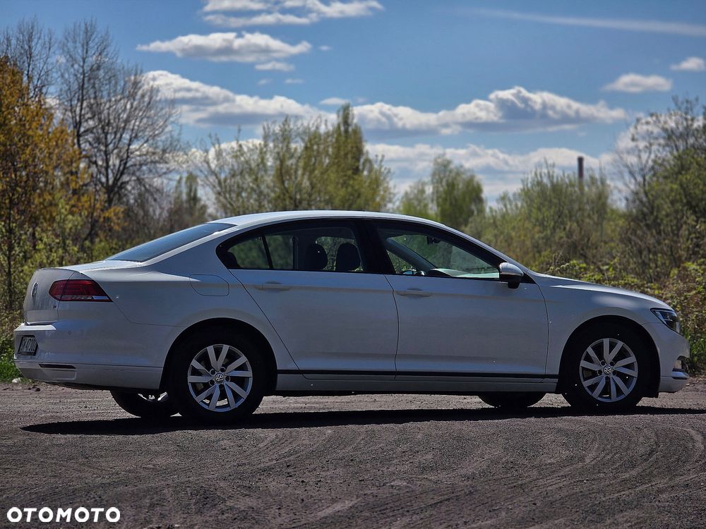 Volkswagen Passat 1.6 TDI BMT City - 8