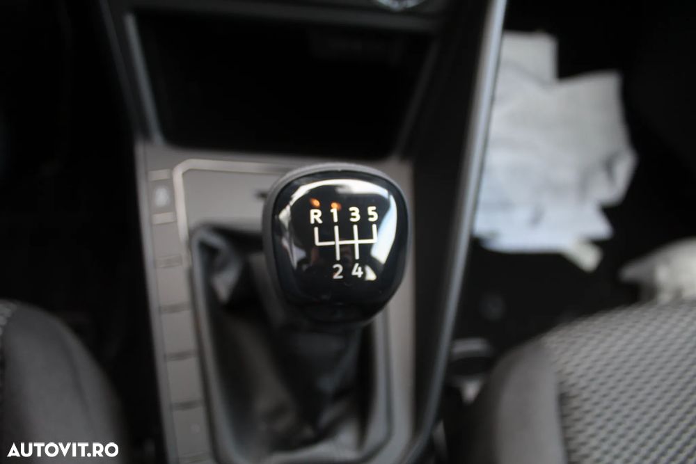 Volkswagen Polo 1.0 - 16