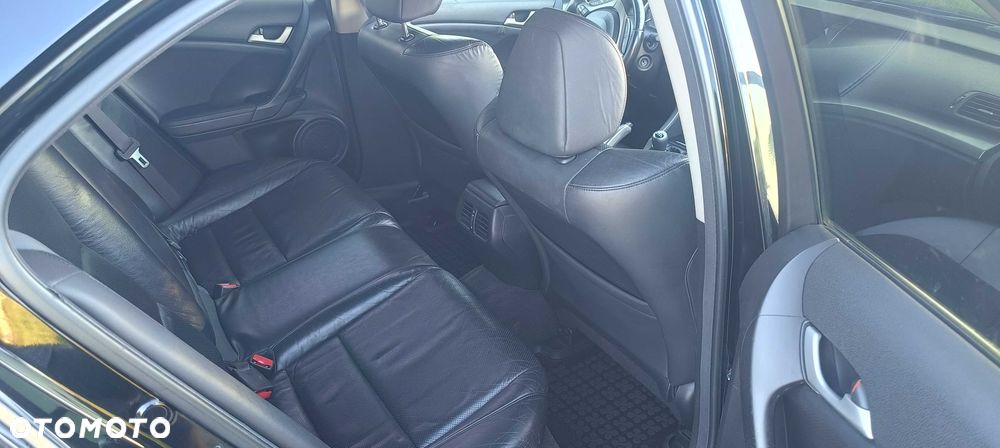 Honda Accord - 8