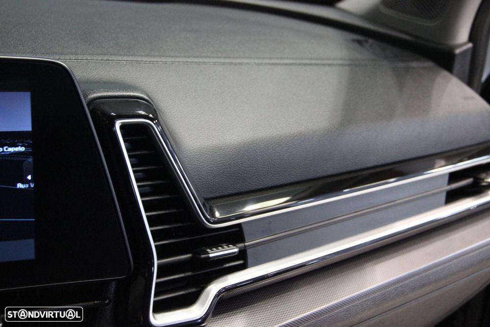 Kia Sportage 1.6 T-GDi HEV Tech - 7