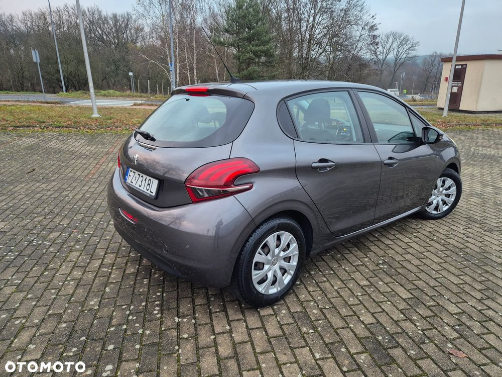 Peugeot 208 1.2 PureTech Active - 5