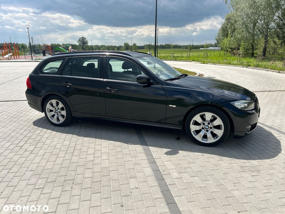 BMW Seria 3 318d - 4