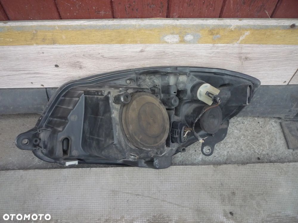 SKODA FABIA II LAMPA PRZEDNIA LEWA LUB PRAWA - 10