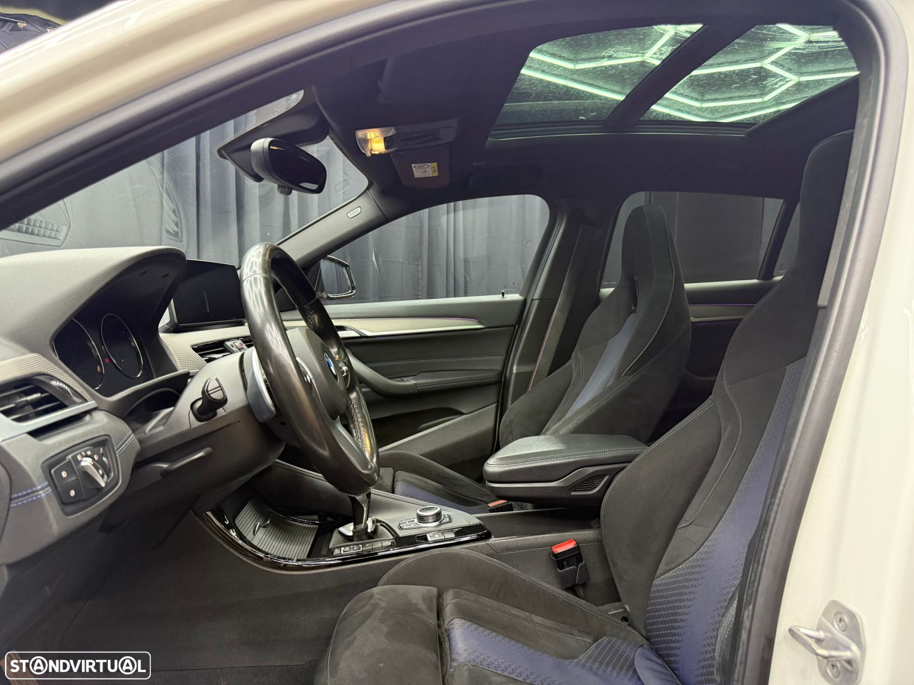 BMW X2 18 d xDrive Auto Pack M - 7