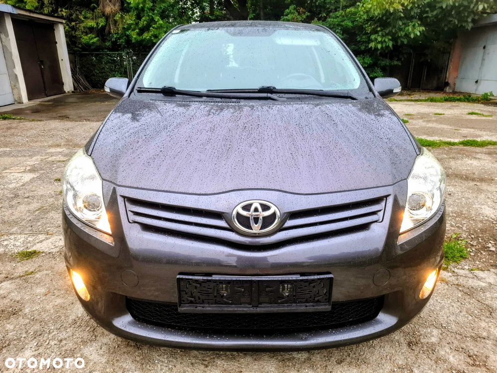 Toyota Auris - 5