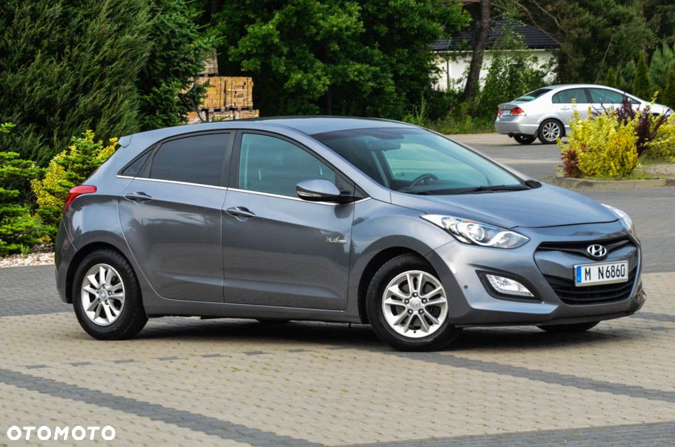 Hyundai i30 blue 1.6 CRDi Trend - 26