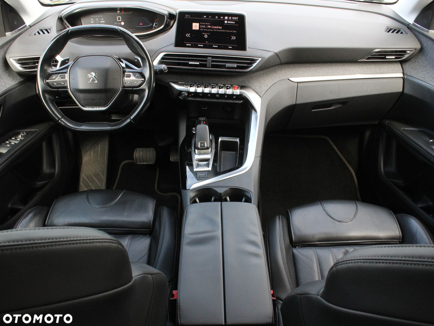 Peugeot 5008 - 8