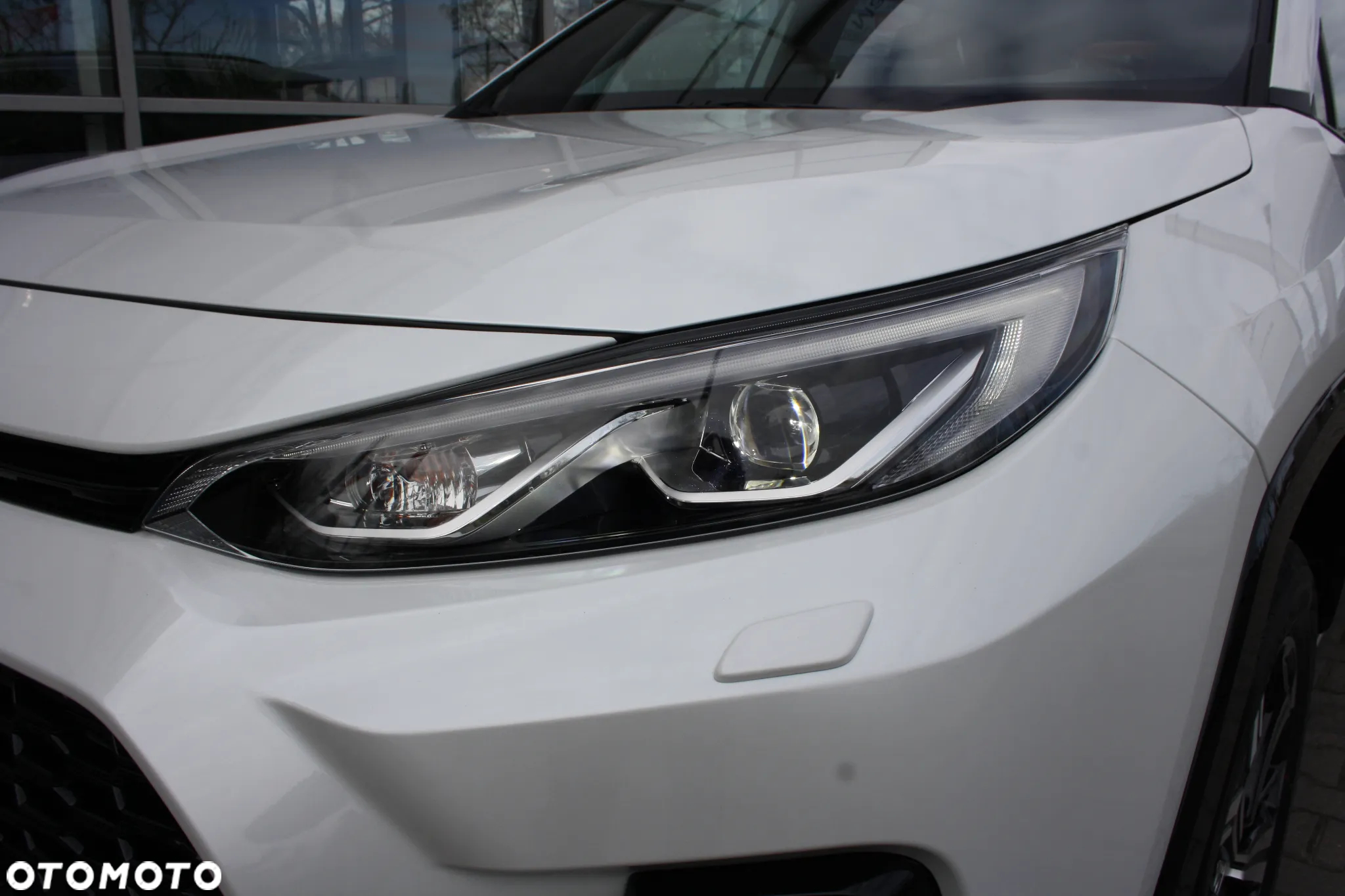 Suzuki Across 2.5 Plug-in Hybrid Elegance 4WD CVT - 17
