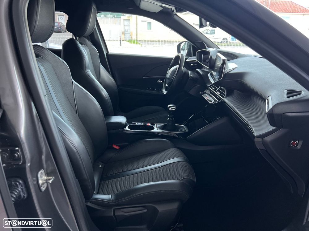 Peugeot 2008 1.5 BlueHDi GT - 20