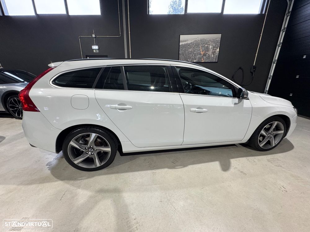 Volvo V60 1.6 D2 Drive R-Design Start/Stop - 13