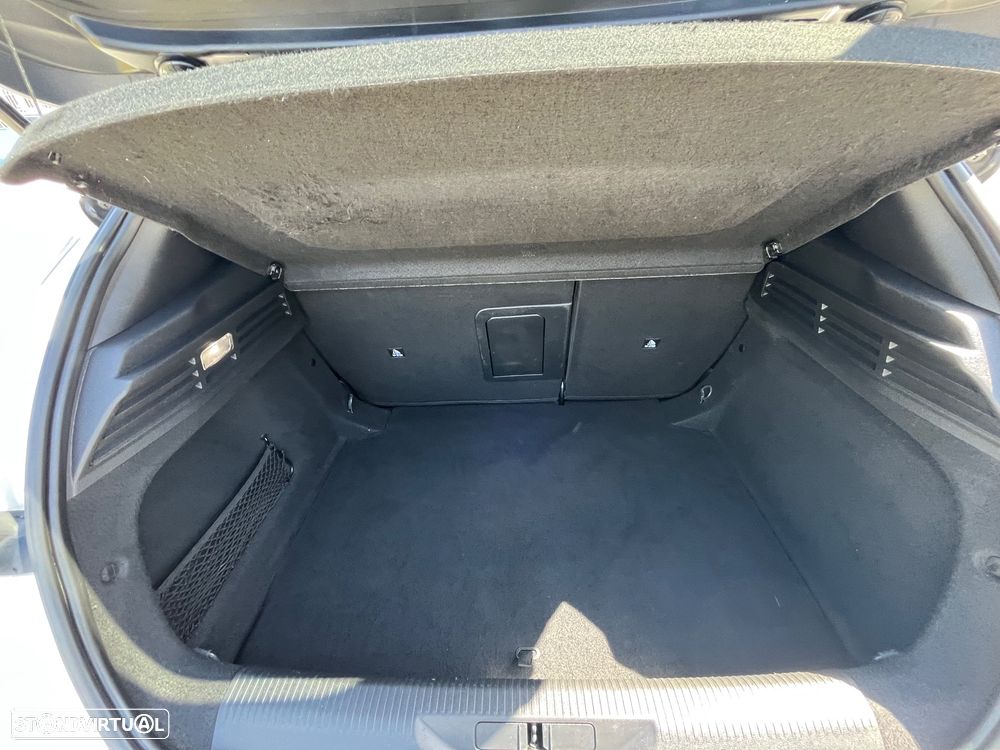 Peugeot 308 1.5 BlueHDi Allure Pack EAT8 - 23