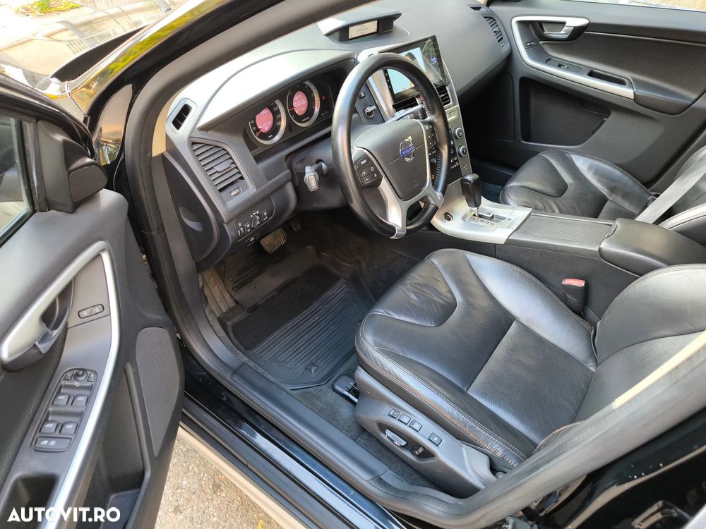Volvo XC 60 2.4D AWD Aut. Summum - 9
